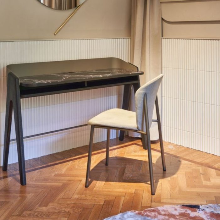 Finn Side Chair