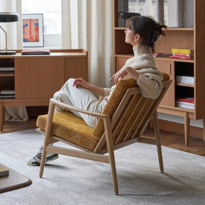 Stefan Lounge Chair